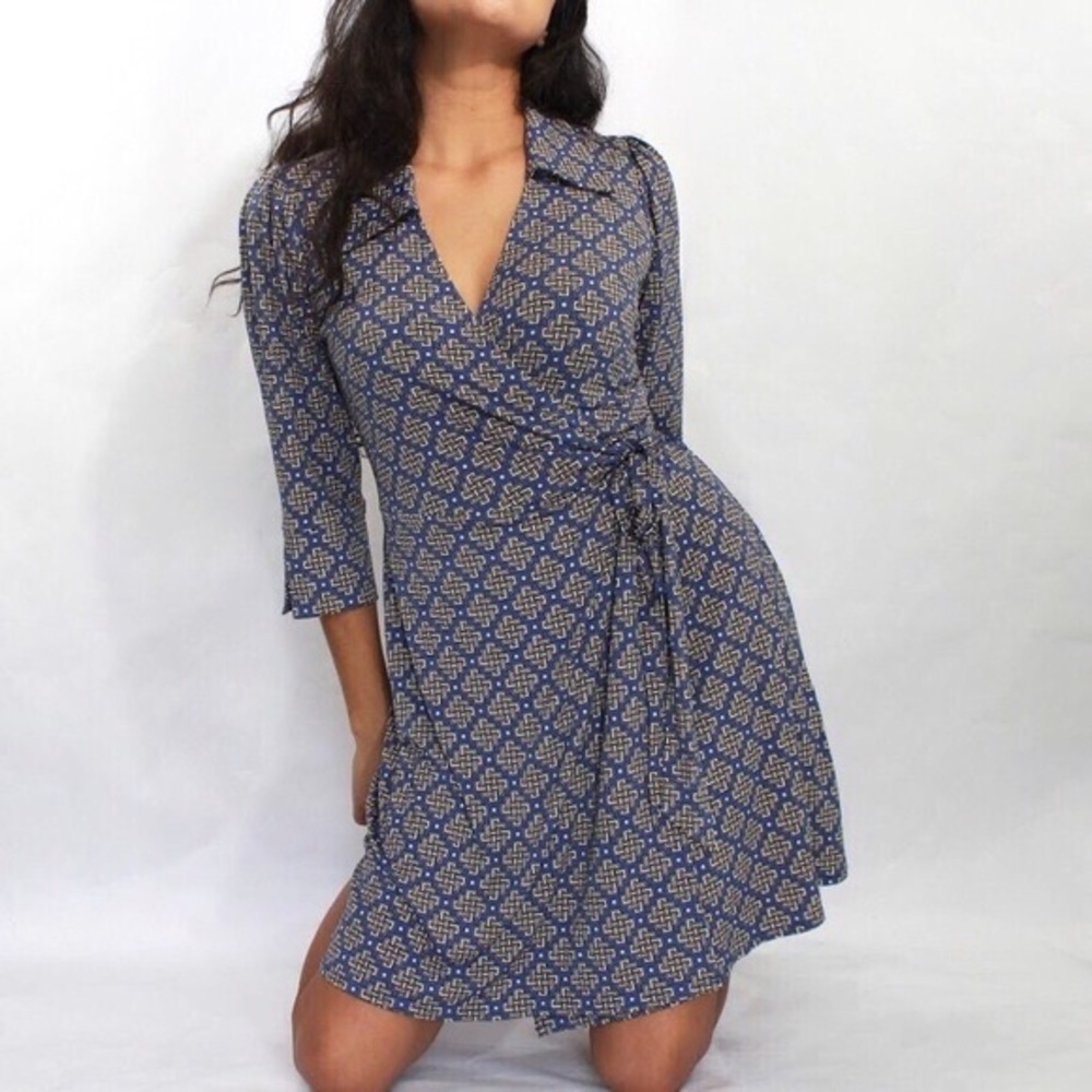 Laundry by Shelli Segal Wrap Dress XS Blue White, Greek Key Pattern